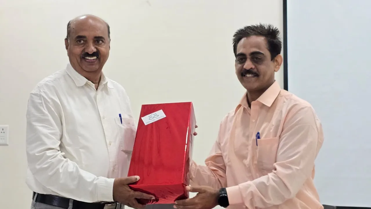 Arogyavar Bolu Kahi 2026 at Narayani Hospital